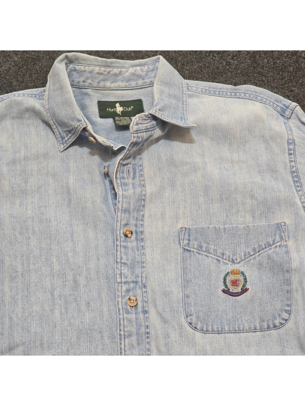 Vintage Hunt Club Denim Button Down Shirt Medium Light Wash Crest Hong Kong